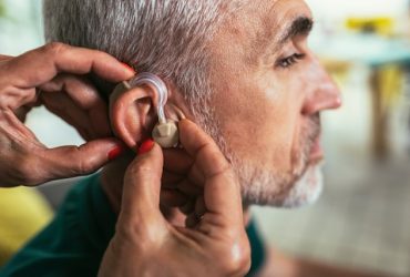 Waarom is het zo belangrijk om tijdig je gehoor te laten testen